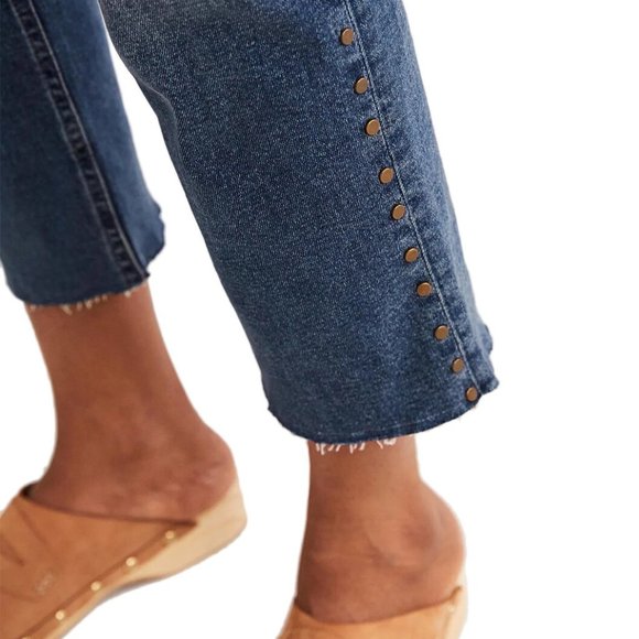 Boden High Rise Relaxed Cropped Straight Leg Raw Hem Studded Jeans Size 16 - Picture 3 of 11